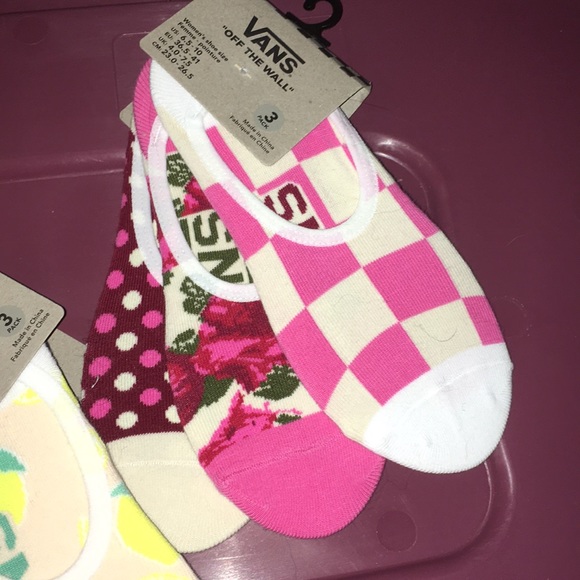 NWT, vans socks, 9 pairs total - Picture 4 of 4